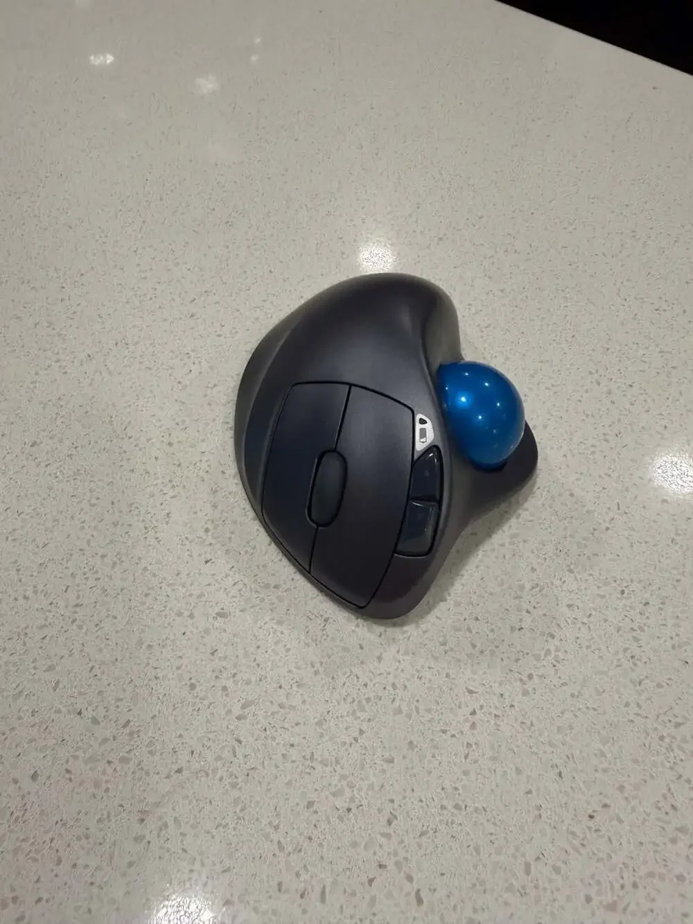 Logitech M570 Wireless Trackball Mouse w/ USB Receiver Blue Ball Ergonomic